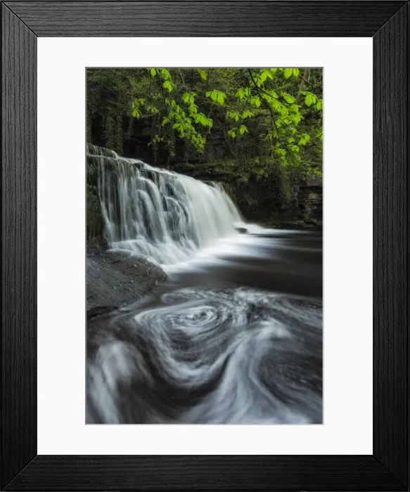 Framed Print : West Burton Falls, West Burton, Yorkshire Dales National Park, North Yorkshire, England
