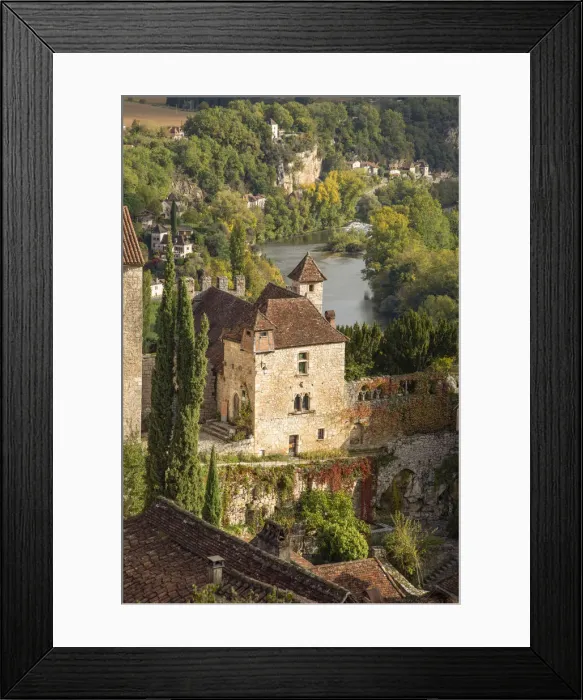 Framed Print : France, Occitanie, Lot, St Cirq Lapopie, medieval buildings in the village of Saint Cirq Framed Print : France, Occitanie, Lot, St Cirq Lapopie, medieval buildings in the village of Saint Cirq
