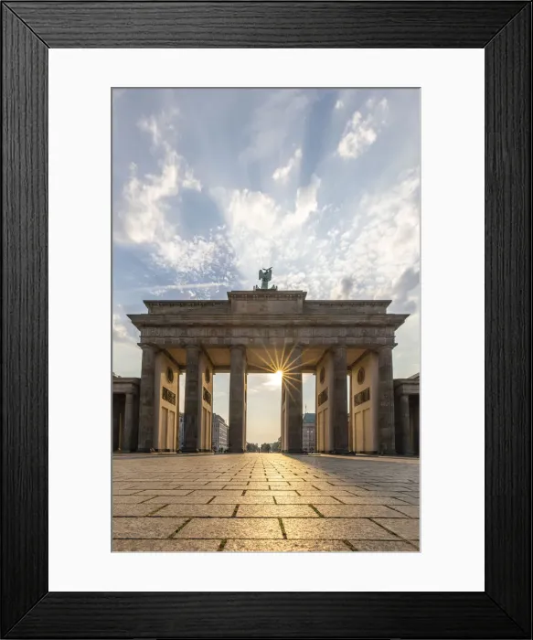 Framed Print : Brandenburg Gate, Berlin, Germany Framed Print : Brandenburg Gate, Berlin, Germany