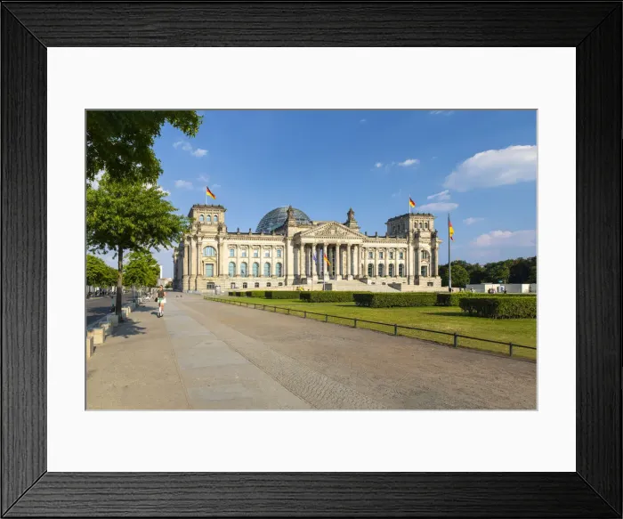 Framed Print : The Reichstag building, home of the German Parliament (Bundestag) Berlin, Germany Framed Print : The Reichstag building, home of the German Parliament (Bundestag) Berlin, Germany