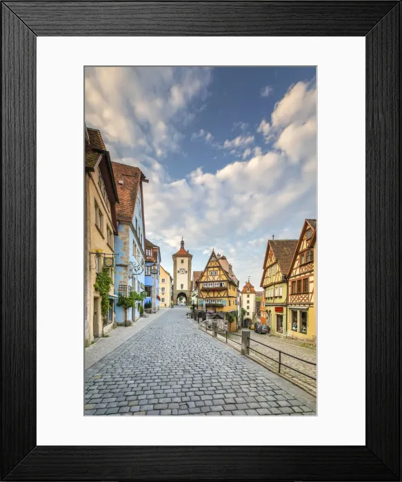 Framed Print : Spitalgasse street with Plonlein half-timbered building and Siebers Tower Framed Print : Spitalgasse street with Plonlein half-timbered building and Siebers Tower