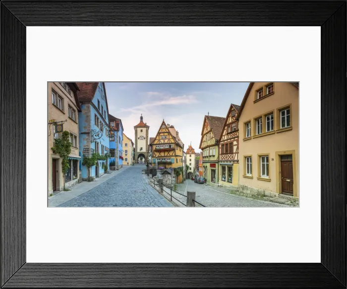 Framed Print : Spitalgasse street with Plonlein half-timbered building and Siebers Tower Framed Print : Spitalgasse street with Plonlein half-timbered building and Siebers Tower