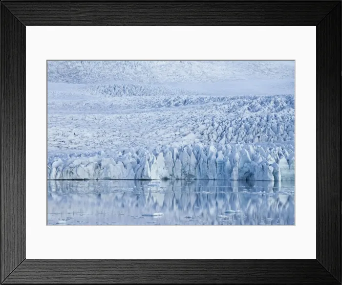 Framed Print : Fjallsarlon Glacial Lagoon, Southern iceland Framed Print : Fjallsarlon Glacial Lagoon, Southern iceland