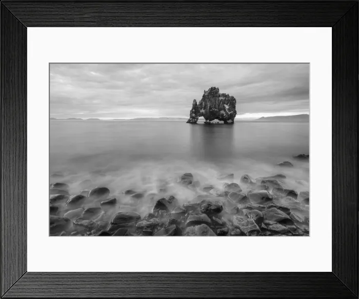 Framed Print : Hvitserkur Basalt Stack, Vatnsnes peninsular, Northwest Iceland Framed Print : Hvitserkur Basalt Stack, Vatnsnes peninsular, Northwest Iceland