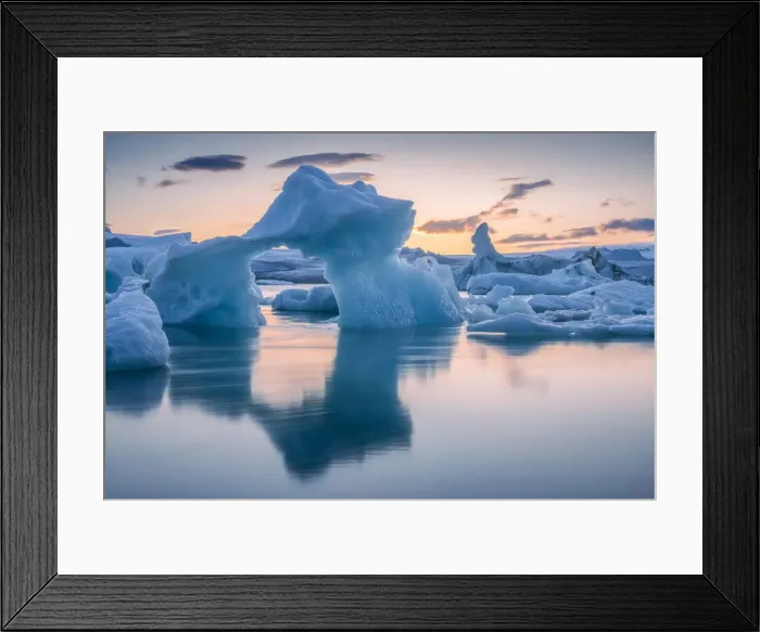 Framed Print : Diamond beach iceburgs Breidamerkursandur, Iceland Framed Print : Diamond beach iceburgs Breidamerkursandur, Iceland