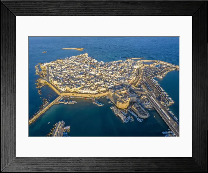 Framed Print : Italy, Apulia (Puglia), Lecce Province, Gallipoli old walled town Framed Print : Italy, Apulia (Puglia), Lecce Province, Gallipoli old walled town