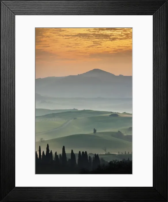 Framed Print : Sunrise over Val D Orcia, near San Quirico d Orcia Framed Print : Sunrise over Val D Orcia, near San Quirico d Orcia