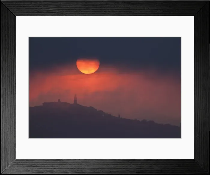 Framed Print : Pienza at sunrise from San Quirico d Orcia, Val d Orcia Tuscany, Italy Framed Print : Pienza at sunrise from San Quirico d Orcia, Val d Orcia Tuscany, Italy