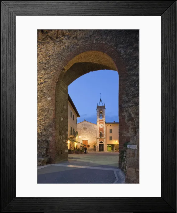 Framed Print : Porta Nuova, San Quirico d Orcia, Tuscany, Italy Framed Print : Porta Nuova, San Quirico d Orcia, Tuscany, Italy