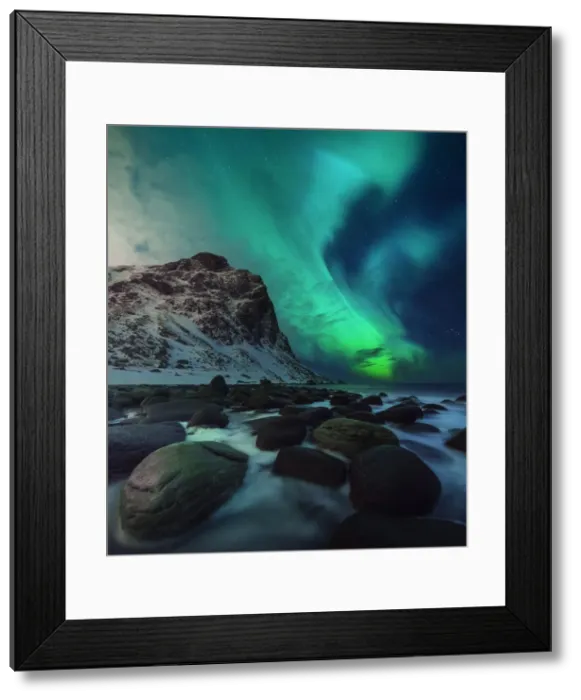 Framed Print : Northern Lights over Lofoten in Norway Framed Print : Northern Lights over Lofoten in Norway