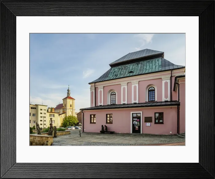 Framed Print : Jewish Synagogue in Szczebrzeszyn, Lublin Voivodeship, Poland Framed Print : Jewish Synagogue in Szczebrzeszyn, Lublin Voivodeship, Poland