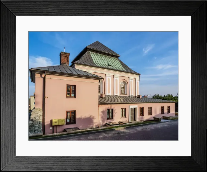 Framed Print : Jewish Synagogue in Szczebrzeszyn, Lublin Voivodeship, Poland Framed Print : Jewish Synagogue in Szczebrzeszyn, Lublin Voivodeship, Poland