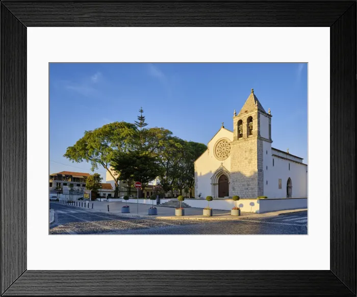Framed Print : The Motherchurch of Alcochete dating back to the 14th century Framed Print : The Motherchurch of Alcochete dating back to the 14th century