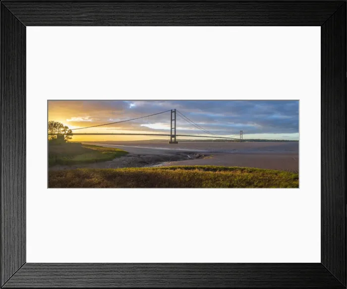 Framed Print : UK, England, North Lincolnshire, Barton-upon-Humber, Humber Bridge over the Humber Framed Print : UK, England, North Lincolnshire, Barton-upon-Humber, Humber Bridge over the Humber