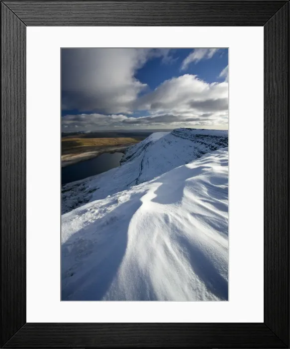 Framed Print : Fan Foel ridge overlooking Llyn-y-Fan, Black Mountain, Brecon Beacons, Powys, Wales Framed Print : Fan Foel ridge overlooking Llyn-y-Fan, Black Mountain, Brecon Beacons, Powys, Wales