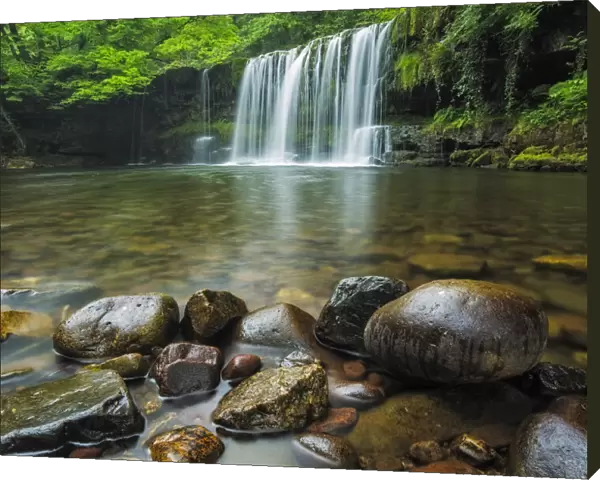 Sgwd Ddwli Falls, Vale of Neath, Brecon Beacons, Powys, Wales