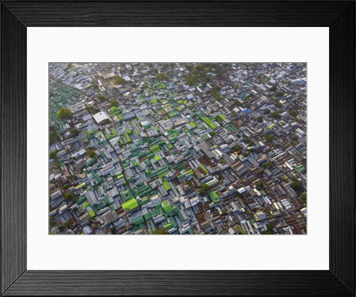 Framed Print : The largest slums, Korail, Dhaka, Bangladesh Framed Print : The largest slums, Korail, Dhaka, Bangladesh
