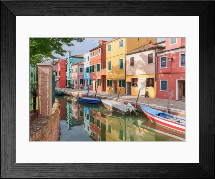 Framed Print : The typical buildings of Fondamenta di Terranova, Burano, Venice, Veneto, Italy, Europe Framed Print : The typical buildings of Fondamenta di Terranova, Burano, Venice, Veneto, Italy, Europe