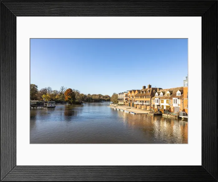 Framed Print : River Thames, Windsor, Berkshire, United Kingdom Framed Print : River Thames, Windsor, Berkshire, United Kingdom