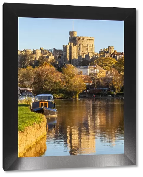 Windsor Castle and River Thames, Windsor, Berkshire, United Kingdom