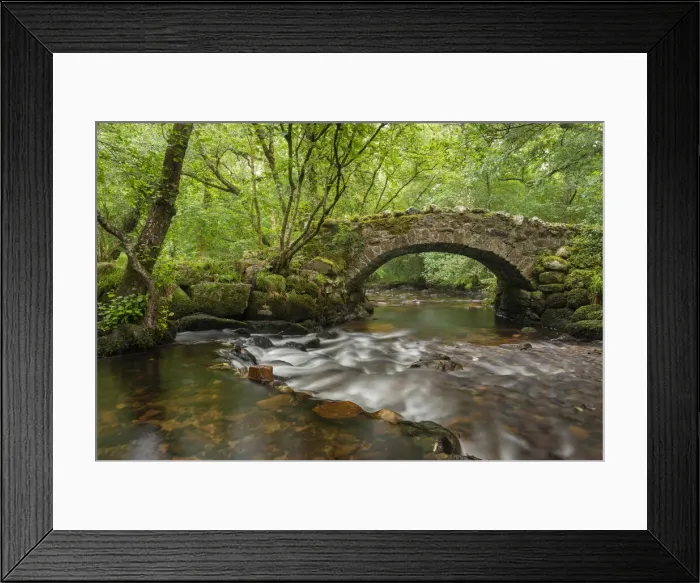 Framed Print : Hisley Bridge crossing the River Bovey in Lustleigh Cleave, Dartmoor, Devon, England