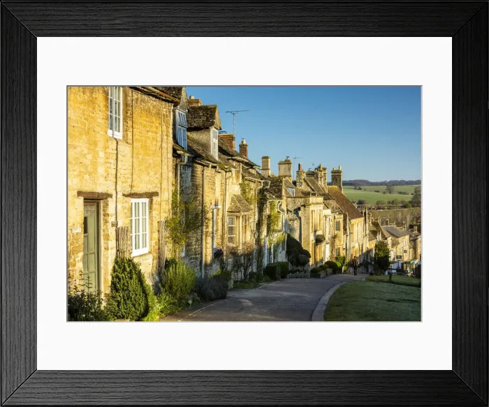 Framed Print : High street, Burford, Oxfordshire, England, UK