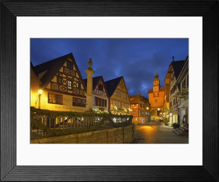 Framed Print : Rothenburg ob der Tauber at Christmas time, Middle Franconia, Bavaria, Germany Framed Print : Rothenburg ob der Tauber at Christmas time, Middle Franconia, Bavaria, Germany