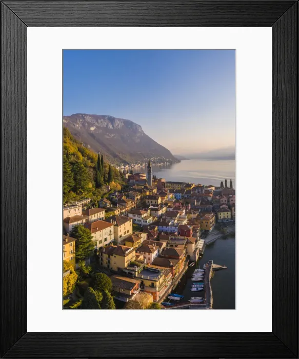Framed Print : Varenna, Lake Como, Lombardy, Italy Framed Print : Varenna, Lake Como, Lombardy, Italy