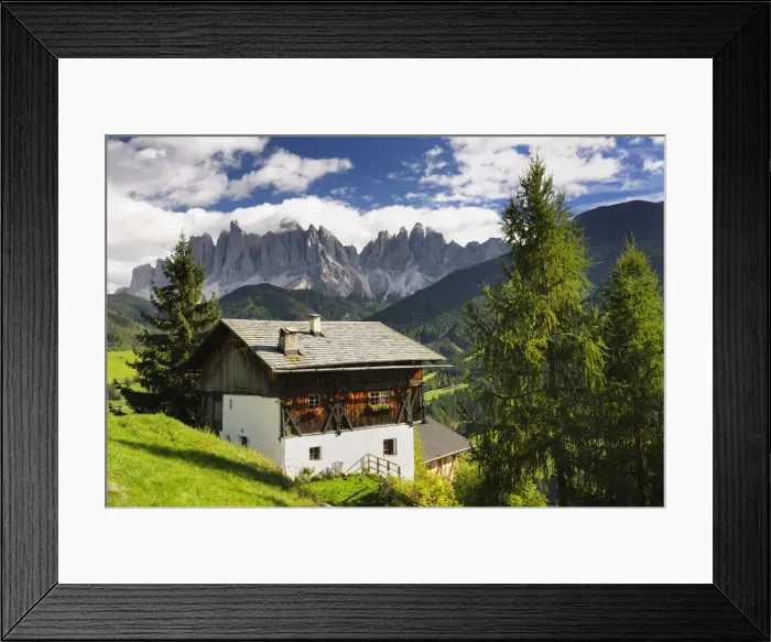 Framed Print : Mountain Hut in front of Geisler Peaks, St. Magdalena, Val di Funes, Villneoss valley Framed Print : Mountain Hut in front of Geisler Peaks, St. Magdalena, Val di Funes, Villneoss valley