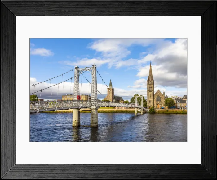 Framed Print : Free Church of Scotland, Old High Church and Greig Street Bridge on the river Ness Framed Print : Free Church of Scotland, Old High Church and Greig Street Bridge on the river Ness