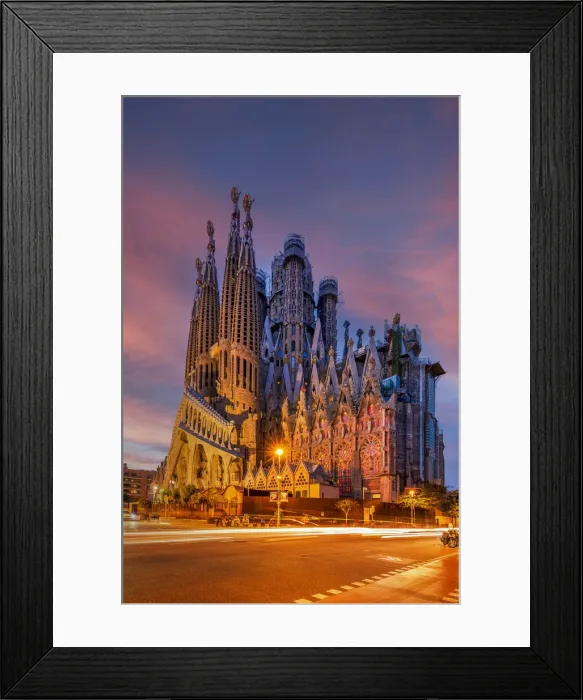 Framed Print : The Passion facade of Sagrada Familia basilica church, Barcelona, Catalonia, Spain Framed Print : The Passion facade of Sagrada Familia basilica church, Barcelona, Catalonia, Spain