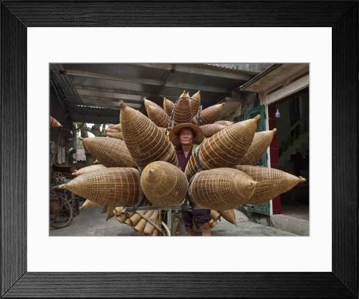 Framed Print : Farmers are knitting fishing tools, Hung Yen province, Vietnam Framed Print : Farmers are knitting fishing tools, Hung Yen province, Vietnam