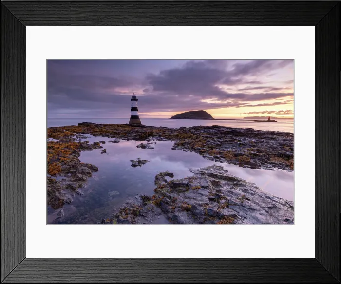Framed Print : Penmon Point Lighthouse at dawn, Anglesey, North Wales, UK. Autumn (September) 2017 Framed Print : Penmon Point Lighthouse at dawn, Anglesey, North Wales, UK. Autumn (September) 2017