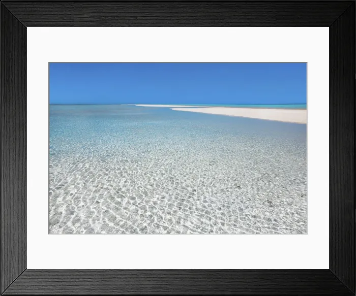 Framed Print : Tropical lagoon with sandbank - Maldives, South Male Atoll, Mahaanaelhihuraa - Rihiveli Framed Print : Tropical lagoon with sandbank - Maldives, South Male Atoll, Mahaanaelhihuraa - Rihiveli