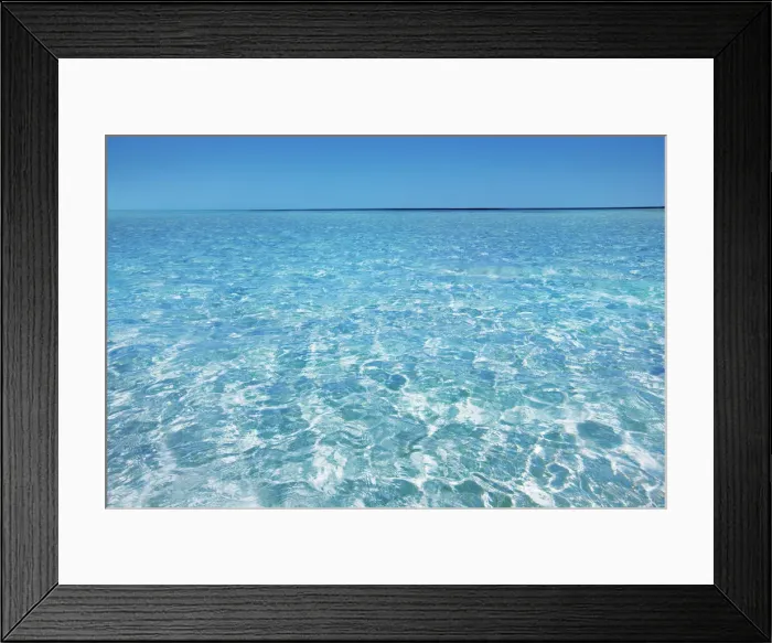 Framed Print : Tropical lagoon - Maldives, South Male Atoll, Mahaanaelhihuraa - Rihiveli Framed Print : Tropical lagoon - Maldives, South Male Atoll, Mahaanaelhihuraa - Rihiveli