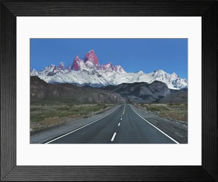 Framed Print : Fitzroy Mountains - Argentina, Santa Cruz, Los Glaciares, El Chalten, Mount Fitz Roy Framed Print : Fitzroy Mountains - Argentina, Santa Cruz, Los Glaciares, El Chalten, Mount Fitz Roy