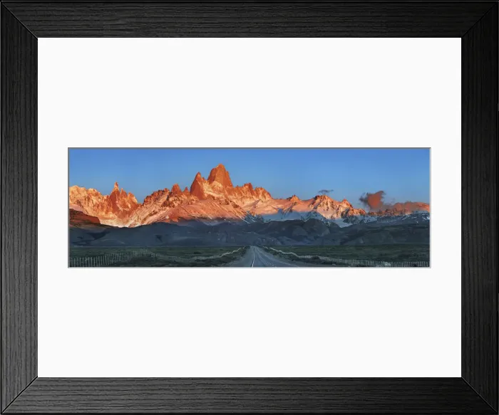 Framed Print : Fitzroy Mountains - Argentina, Santa Cruz, Los Glaciares, El Chalten, Mount Fitz Roy Framed Print : Fitzroy Mountains - Argentina, Santa Cruz, Los Glaciares, El Chalten, Mount Fitz Roy