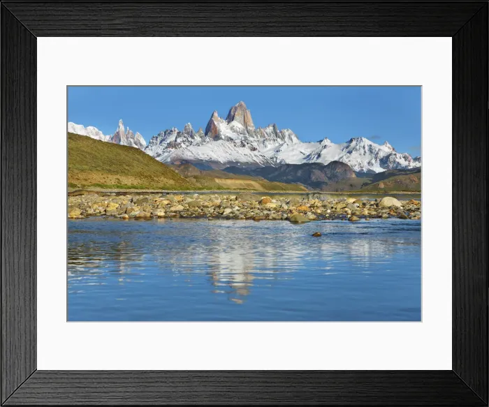 Framed Print : Mountain impression reflection Fitzroy Mountains - Argentina, Santa Cruz, Los Glaciares Framed Print : Mountain impression reflection Fitzroy Mountains - Argentina, Santa Cruz, Los Glaciares