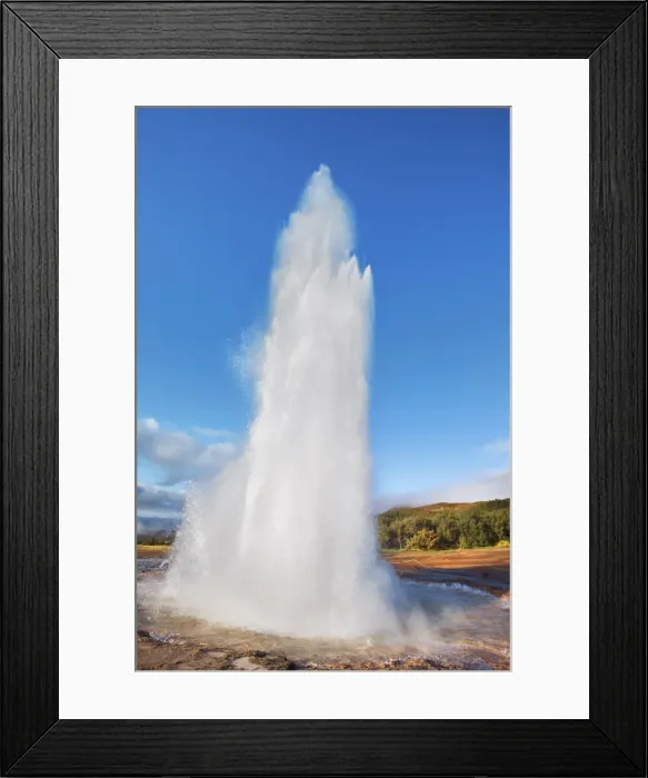 Framed Print : Geyser Strokkur erupting - Iceland, Southern Region, Haukadalur, Strokkur Framed Print : Geyser Strokkur erupting - Iceland, Southern Region, Haukadalur, Strokkur