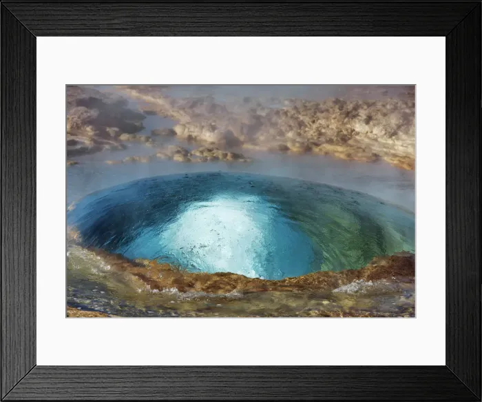 Framed Print : Geyser Strokkur erupting - Iceland, Southern Region, Haukadalur, Strokkur Framed Print : Geyser Strokkur erupting - Iceland, Southern Region, Haukadalur, Strokkur