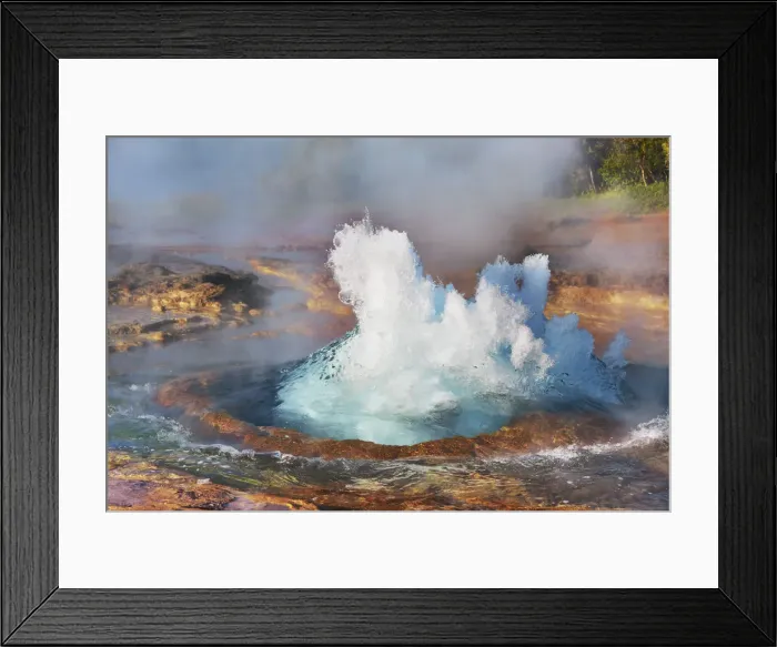 Framed Print : Geyser Strokkur erupting - Iceland, Southern Region, Haukadalur, Strokkur Framed Print : Geyser Strokkur erupting - Iceland, Southern Region, Haukadalur, Strokkur