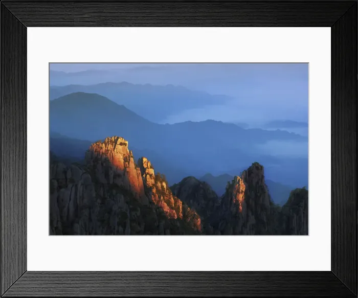 Framed Print : sunrise at Huangshan - China, Anhui, Huangshan, Beginning-To-Beleive Peak - Yellow Framed Print : sunrise at Huangshan - China, Anhui, Huangshan, Beginning-To-Beleive Peak - Yellow