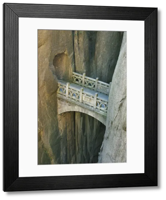Framed Print : Hiking trail over Walking Fairyland Bridge - China, Anhui, Huangshan