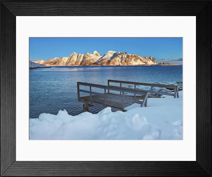 Framed Print : Boardwalk and coastal mountains - Norway, Nordland, Lofoten, Austvagoya, Austnesfjorden Framed Print : Boardwalk and coastal mountains - Norway, Nordland, Lofoten, Austvagoya, Austnesfjorden
