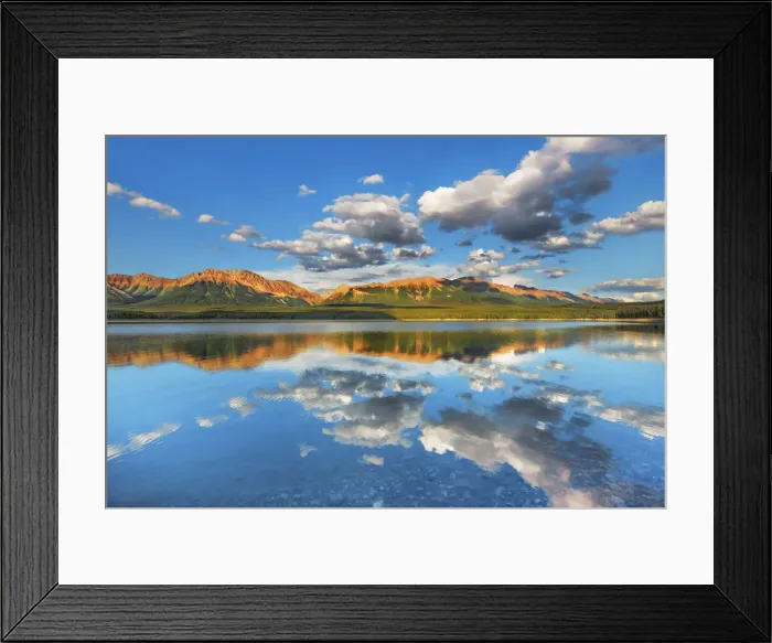 Framed Print : reflection of Misty Range in Lower Kananaskis Lake - Canada, Alberta, Kananaskis Country Framed Print : reflection of Misty Range in Lower Kananaskis Lake - Canada, Alberta, Kananaskis Country