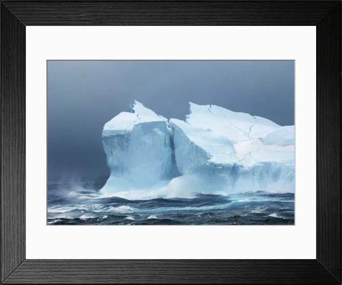 Framed Print : Tabular iceberg near Zavodovski Island - South Sandwich Islands, Zavodovski Island Framed Print : Tabular iceberg near Zavodovski Island - South Sandwich Islands, Zavodovski Island