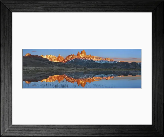 Framed Print : Fitzroy Range at sunrise - Argentina, Santa Cruz, Los Glaciares, El Chalten