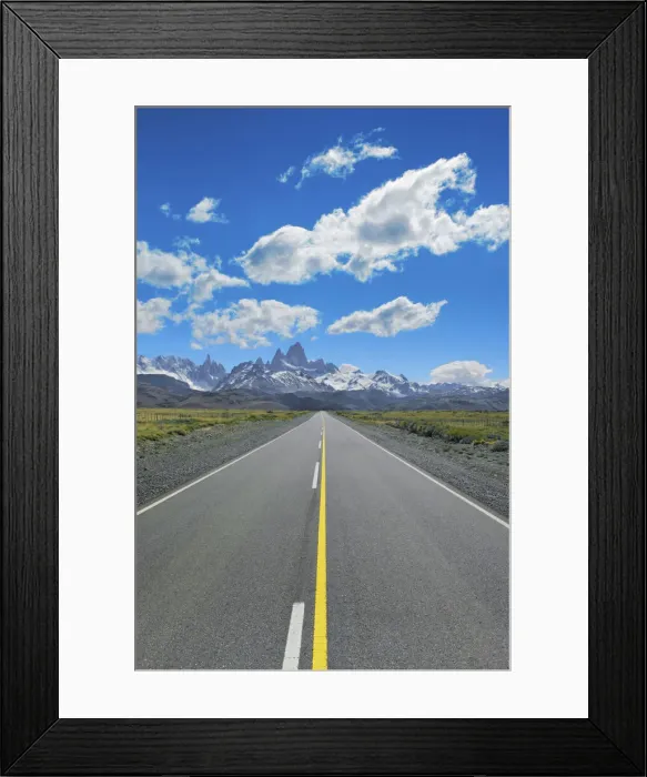 Framed Print : Countryside street to Fitzroy Range - Argentina, Santa Cruz, Los Glaciares, El Chalten Framed Print : Countryside street to Fitzroy Range - Argentina, Santa Cruz, Los Glaciares, El Chalten