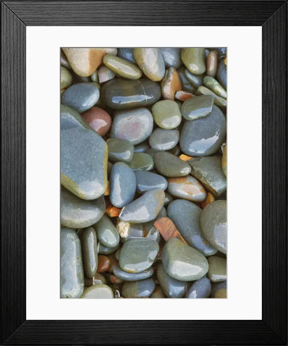Framed Print : Pebbles on the beach - United Kingdom, England, Devon, Bude, Sandymouth Bay Framed Print : Pebbles on the beach - United Kingdom, England, Devon, Bude, Sandymouth Bay