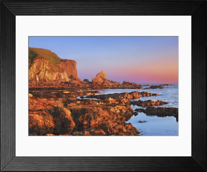 Framed Print : Cliff landscape at Bantham Bay - United Kingdom, England, Devon, Kingsbridge, Bantham Bay Framed Print : Cliff landscape at Bantham Bay - United Kingdom, England, Devon, Kingsbridge, Bantham Bay